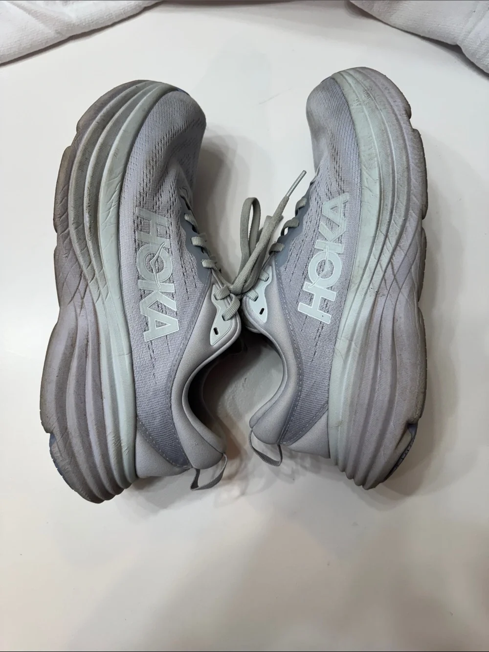 Hoka Bondi 8 Women's Light Gray Cushioned Running Shoes